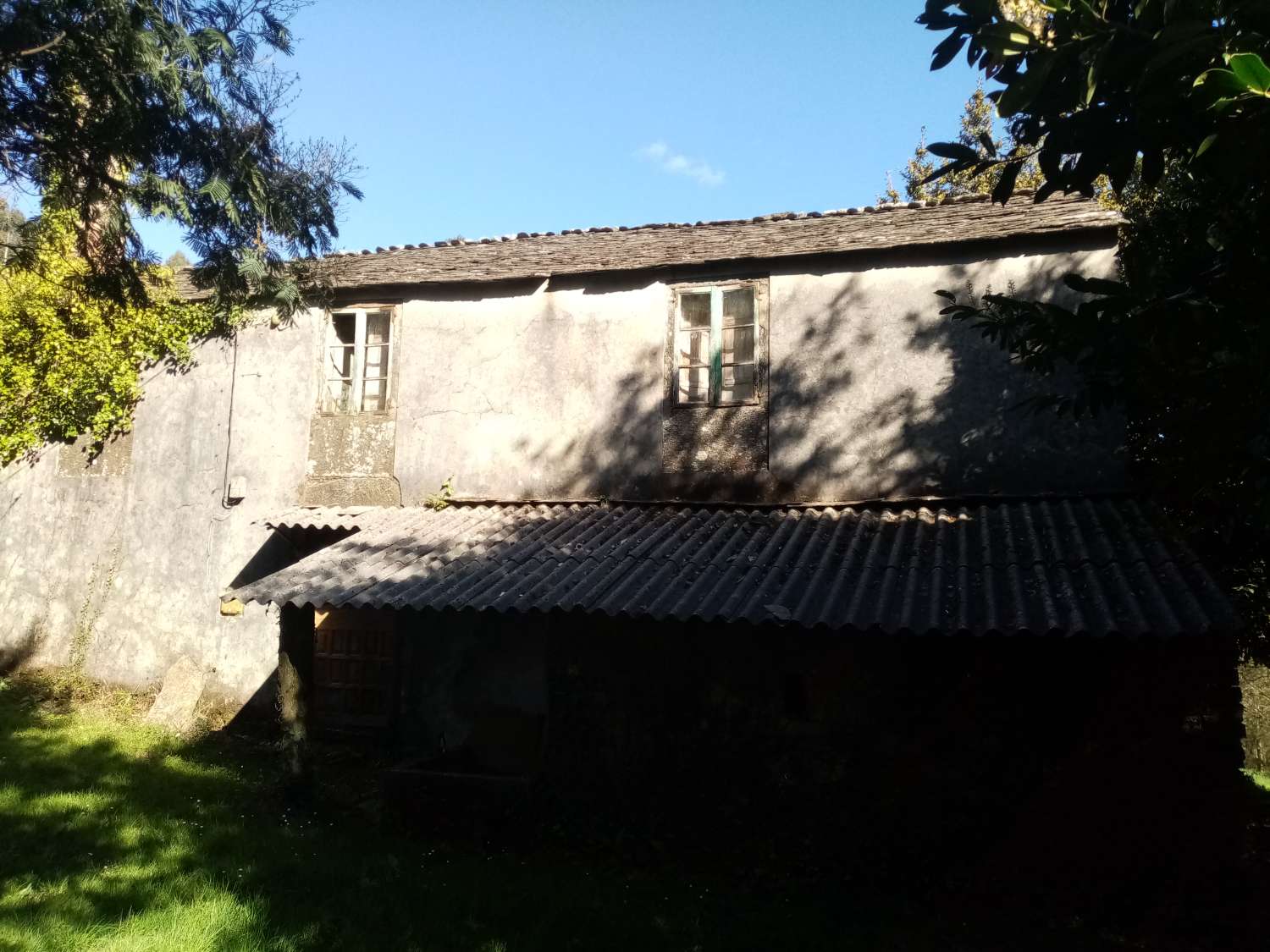 CASA PARA REFORMAR CON FINCA GRANDE EN UN ENTORNO DE NATURALEZA PRIVILEGIADO